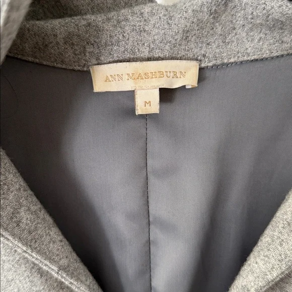 ANN MASHBURN Gray Viola Top - Picture 2 of 6